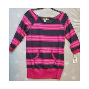 NWT Derek Heart 3/4 sleeve sweatshirt